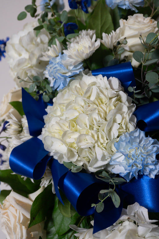 Blue Tribute Spray