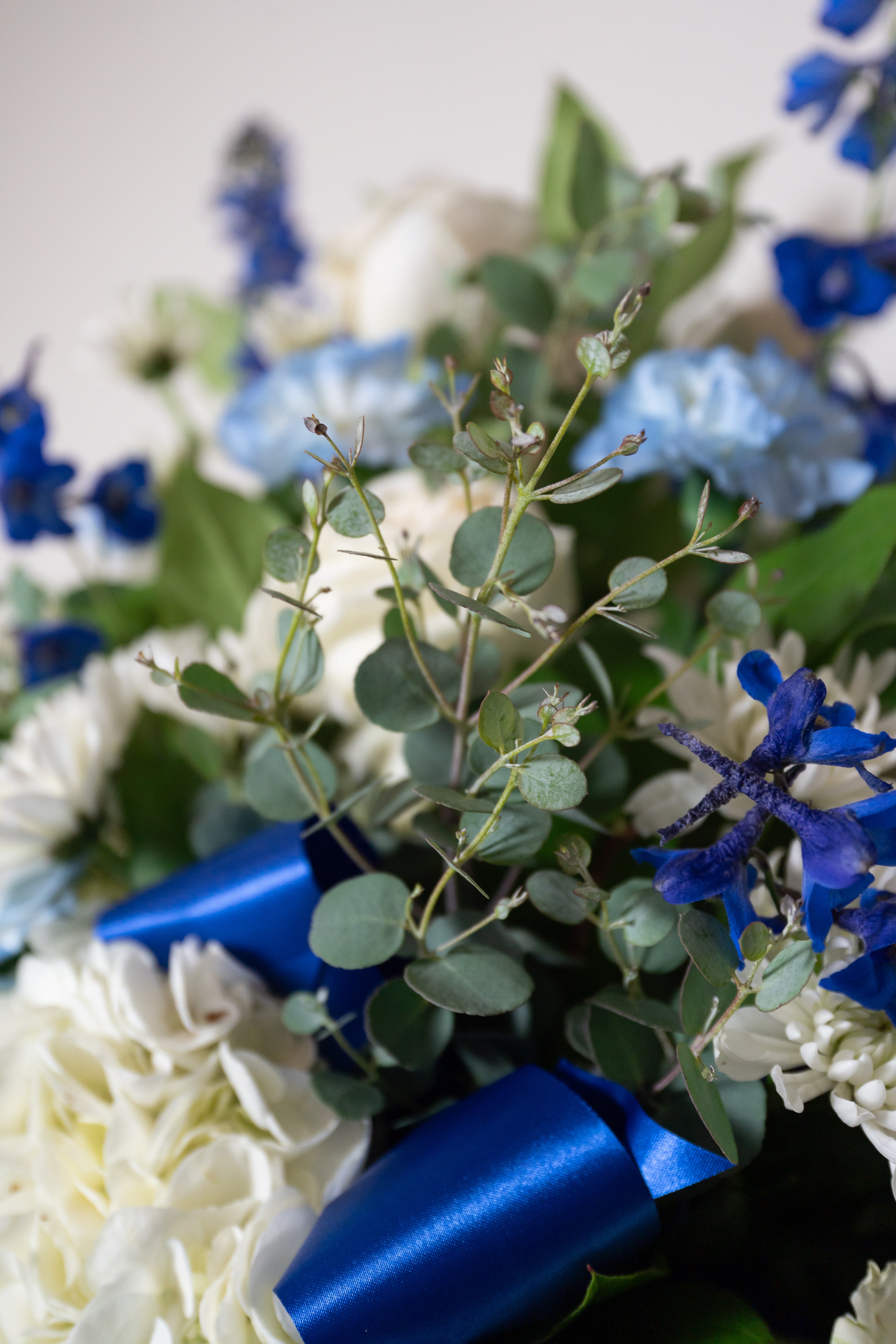 Blue Tribute Spray