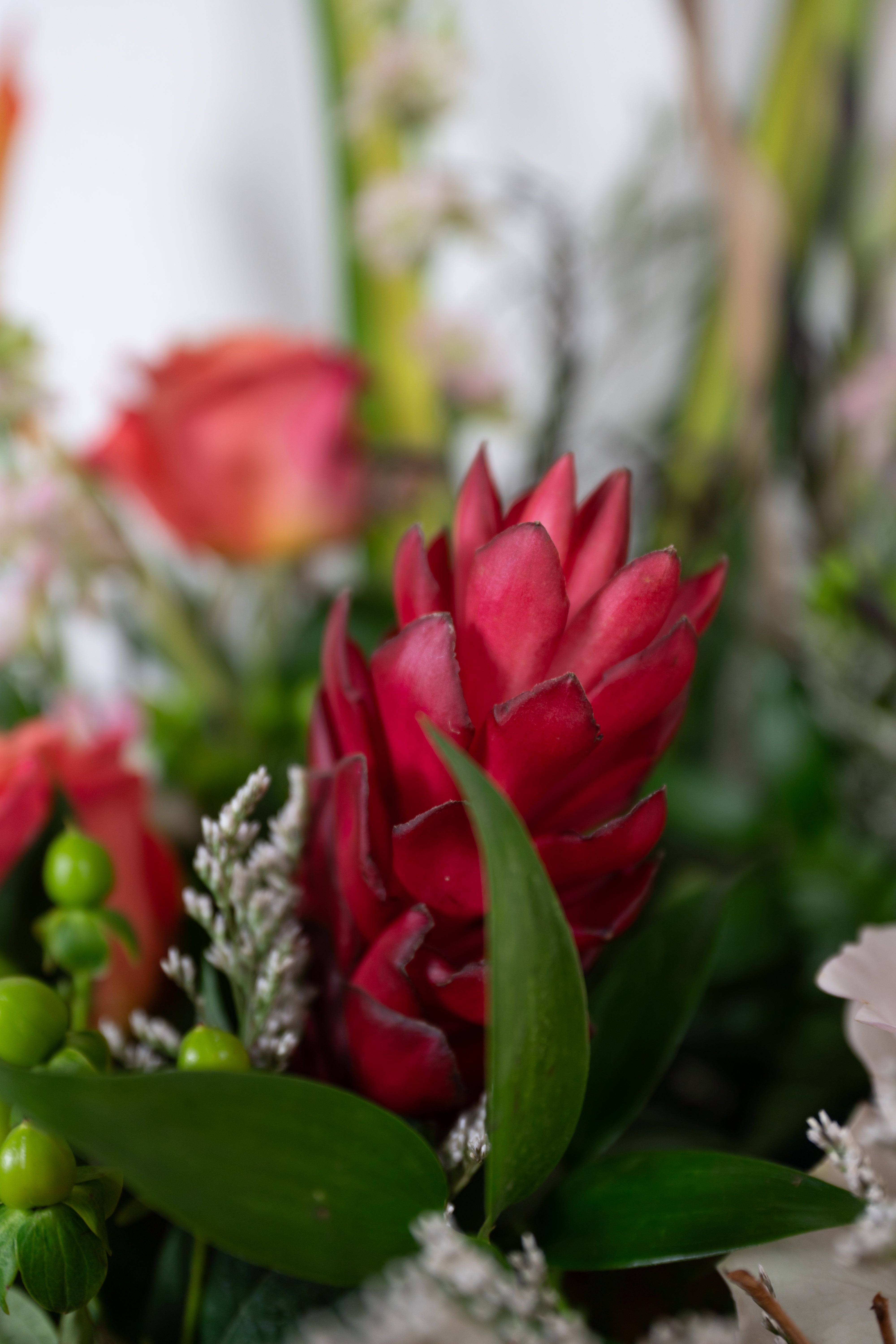 Tropical Urn Arragament