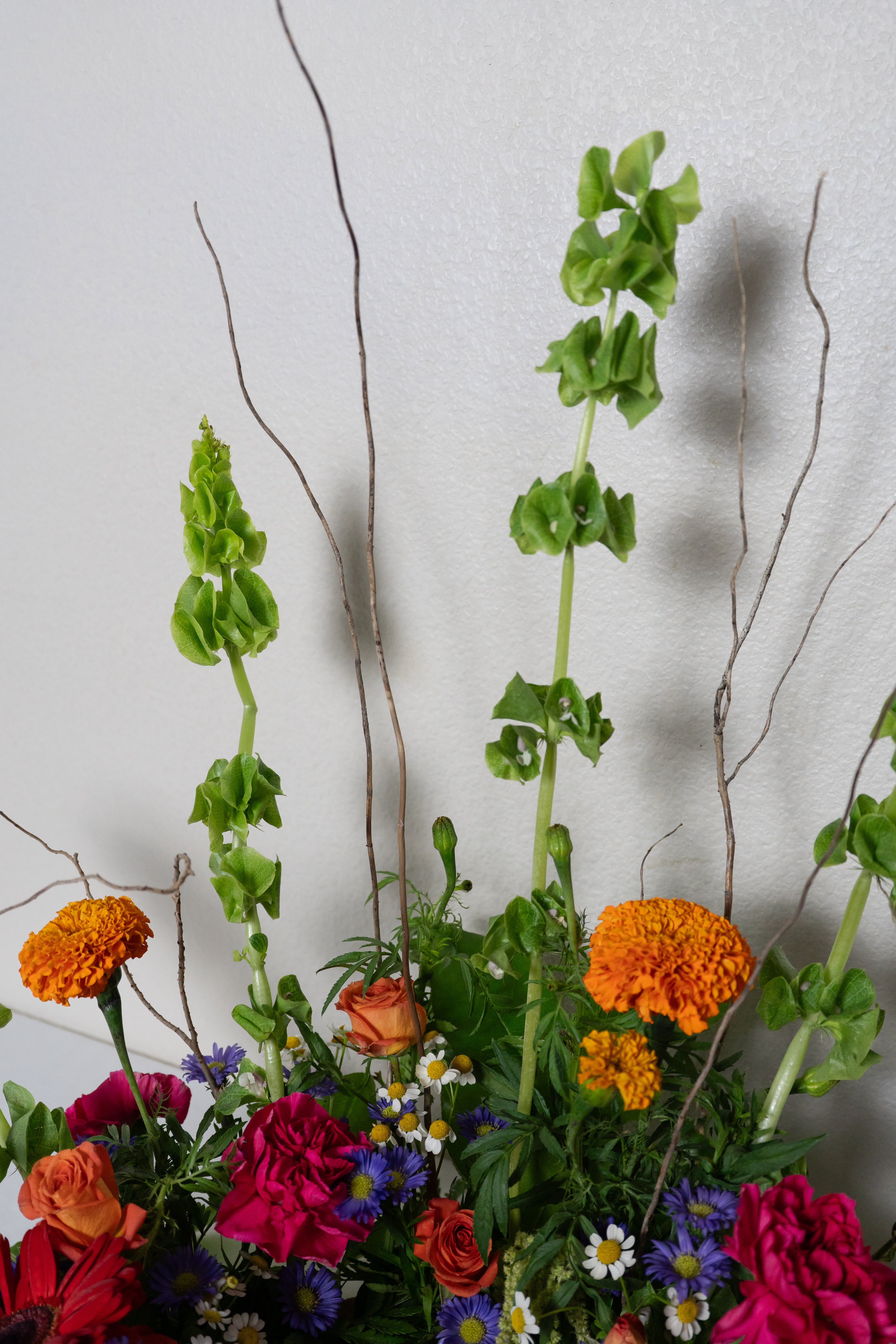 Mixed Urn Arrangement